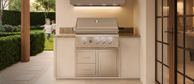 Summerset Sizzler Pro 32" Built-In Natural Gas Grill – 4-Burner, 75,000 BTU, Infrared Rear Burner, LED Knobs, Halogen Interior Lights, #304 Stainless Steel, Flame Thrower Ignition, Heavy-Duty 8mm Grates