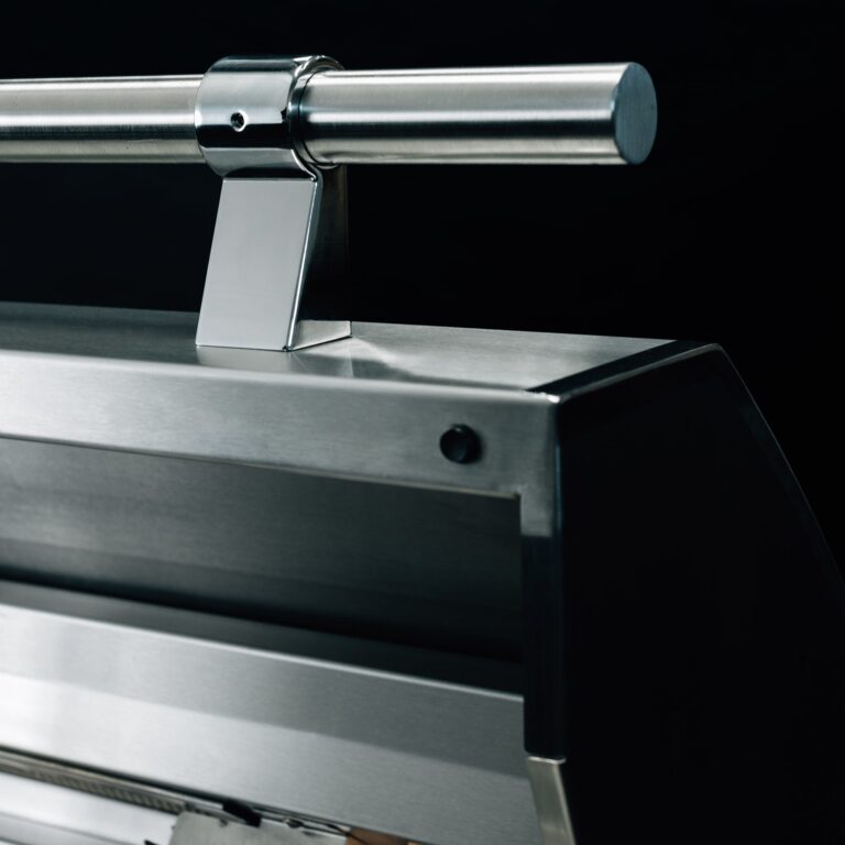 Summerset Quest 36-Inch Built-In Grill – 82,000 BTU with 3 Cast Stainless Burners & Rear Infrared Burner, 304 Stainless Steel, LED Knobs, Interior Halogen Lights, 9mm Grates, Spring-Assisted Hood